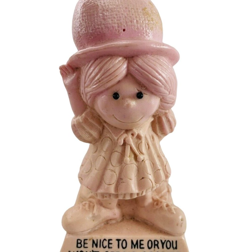 W & R Berries Figurine  Be nice to me or you won’t get no goodie Pink 7” Vintage